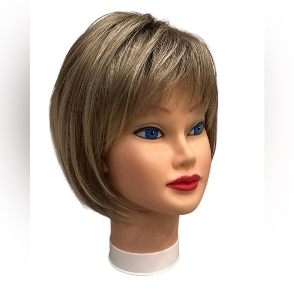 Estetica Design Ellen Silky Chin Length Page Full Wig